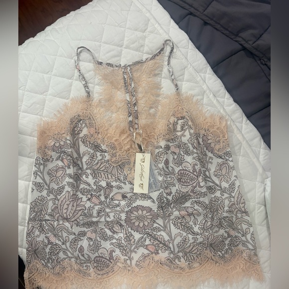 Floral Lace Camisole in Peach and Gray - Picture 1 of 4